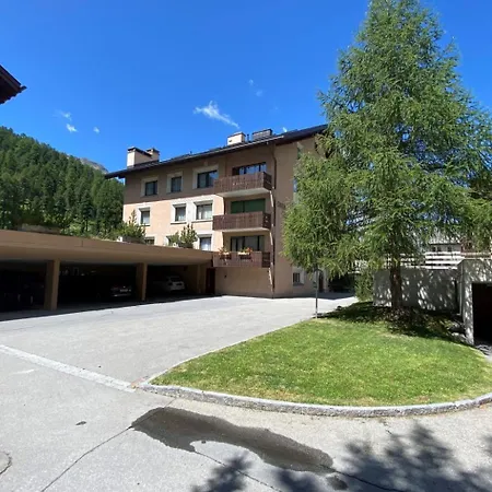 Curtins By Interhome * Pontresina
